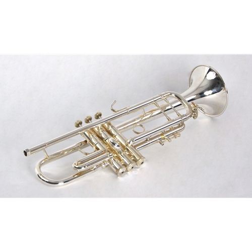 Bach 180S37 Stradivarius Bb Trumpet with Gold Brass Bell